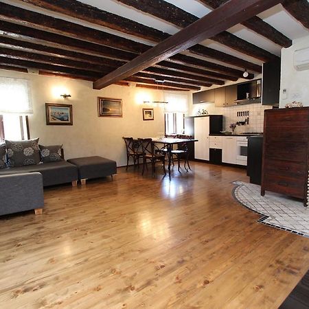 Apartment Midea Rovinj Bilik gambar