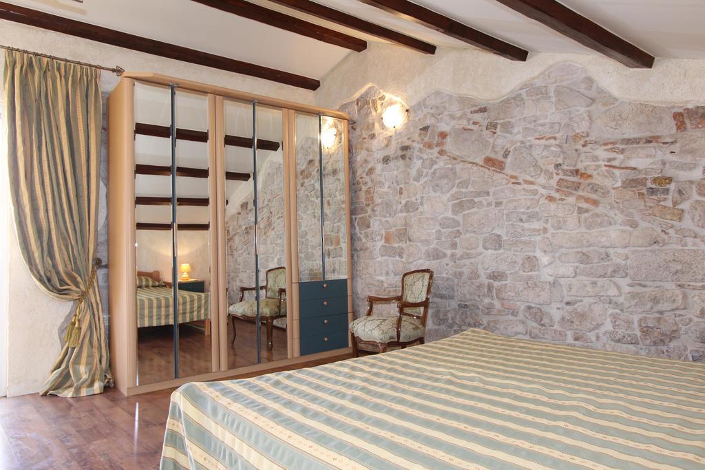 Apartment Midea Rovinj Luaran gambar